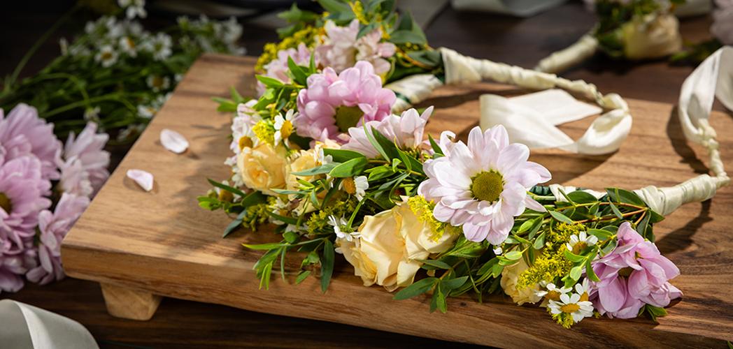 Floral Workshop: Mom & Me Flower Crowns