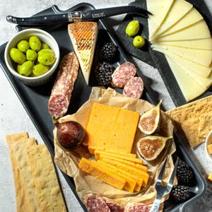Cheese Board Meeting Gift Box