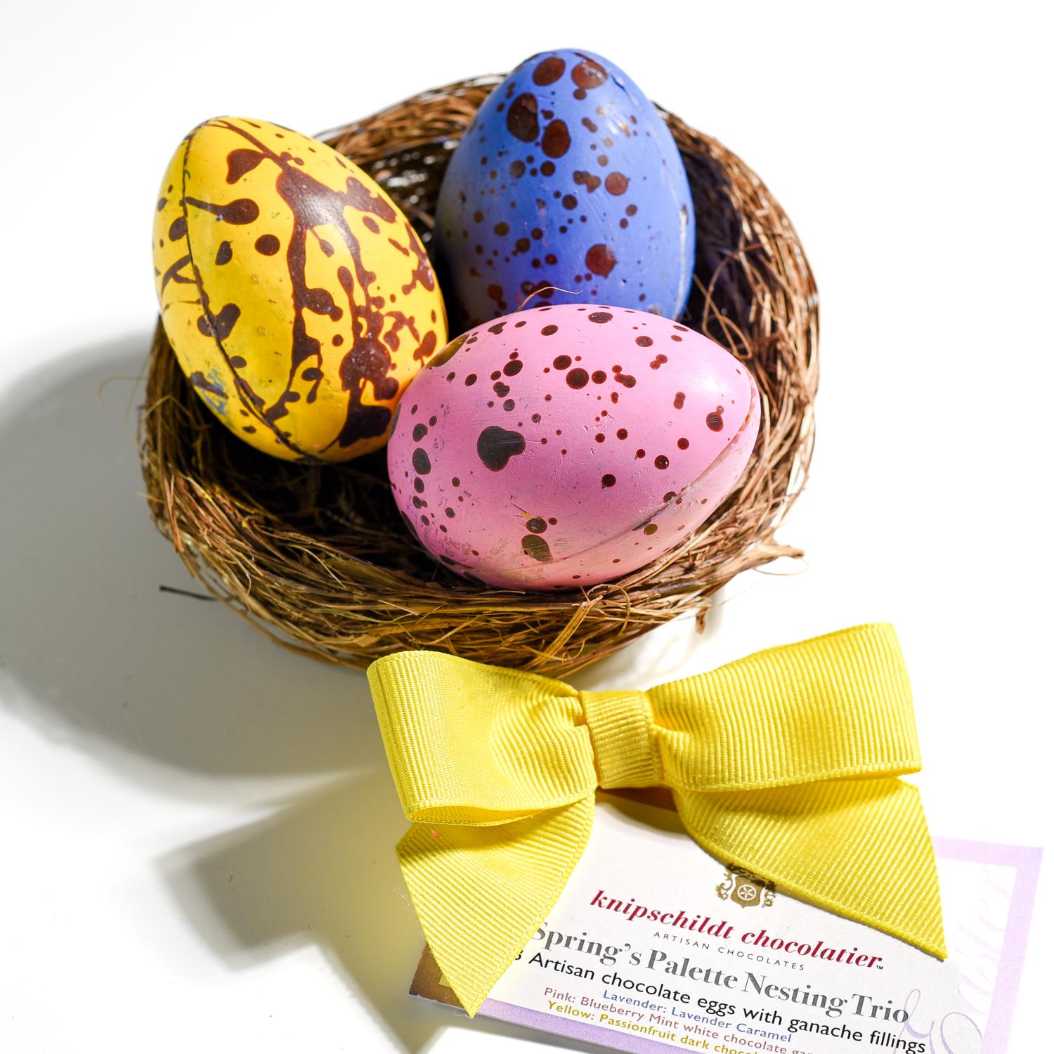 Knipschildt Spring nesting trio eggs