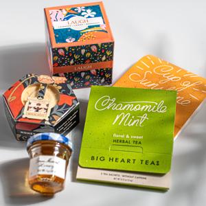 Laugh baudelaire spa day gift box