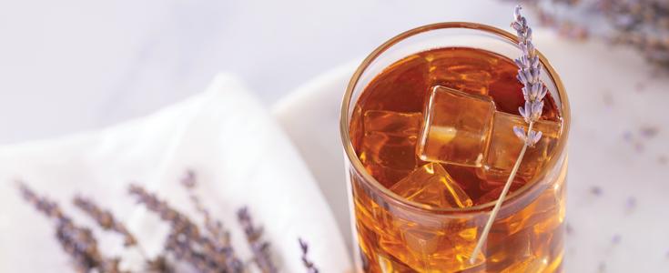 Cold Brew & Iced Sips: Coffeehouse Favorites at Home