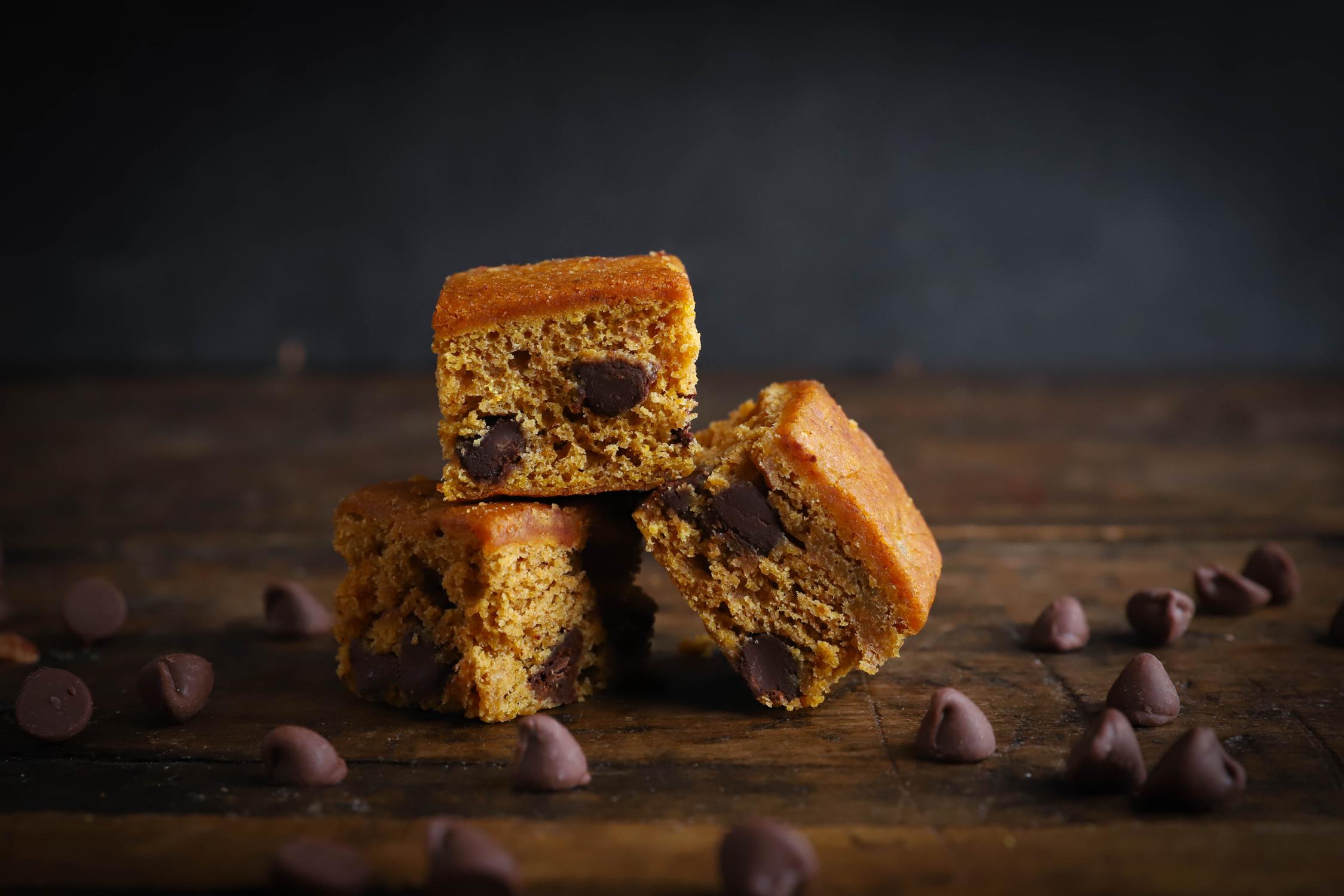 Killer Brownie Pumpkin Chocolate Chip Blondie 8 bites