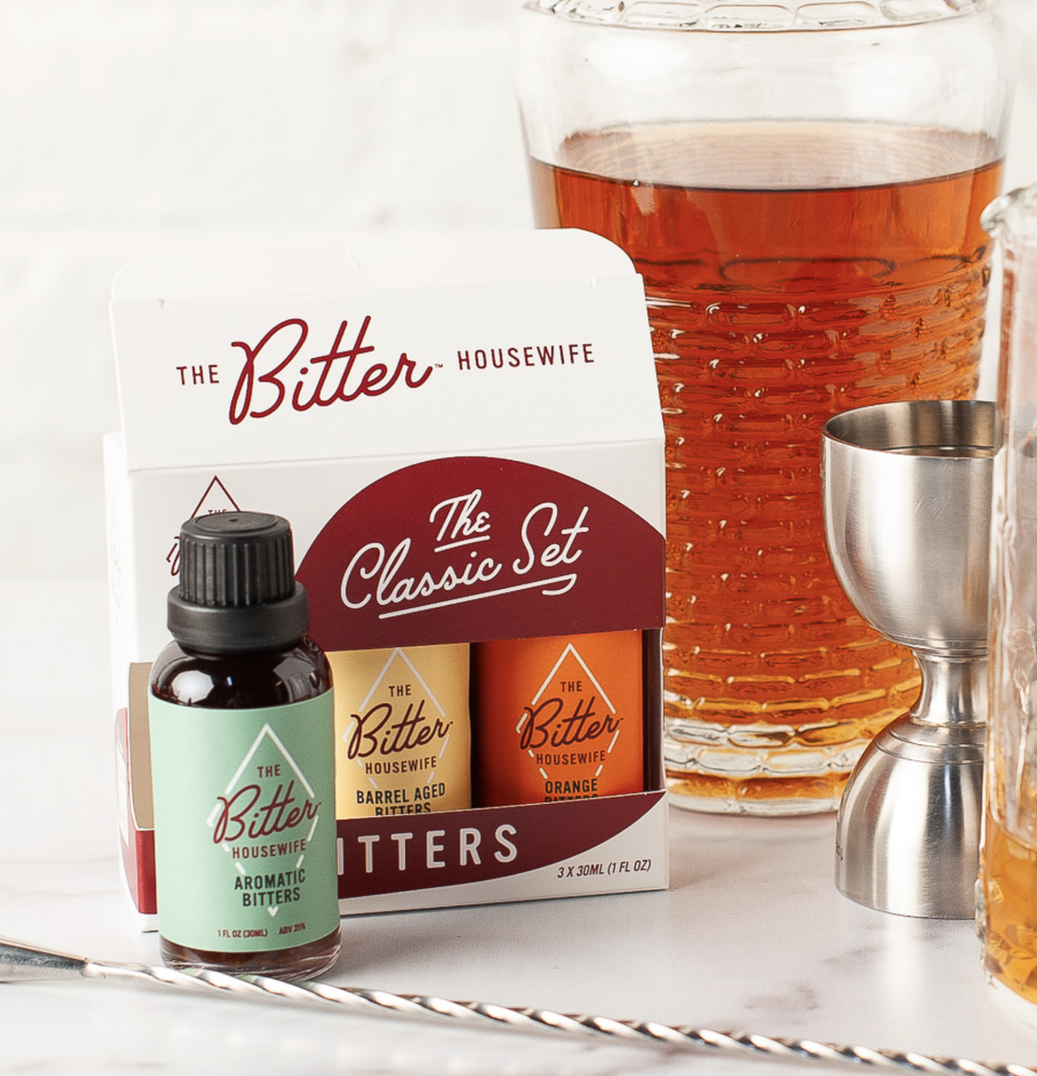 THE BITTER HOUSEWIFE THE CLASSIC SET