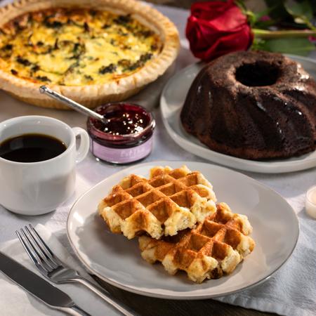 Valentine's Day  Brunch Gift Box