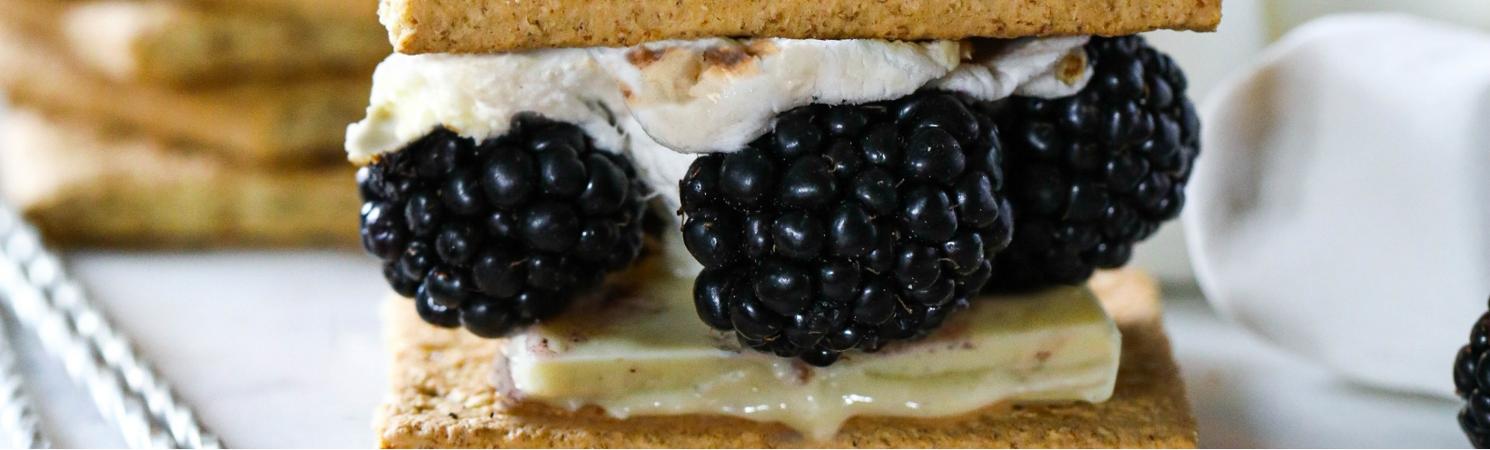 Black & White Gourmet S'more