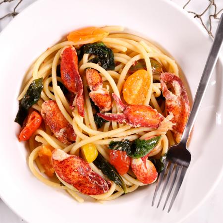 Lobster Pasta with Shallots, Tomatoes, and Basil