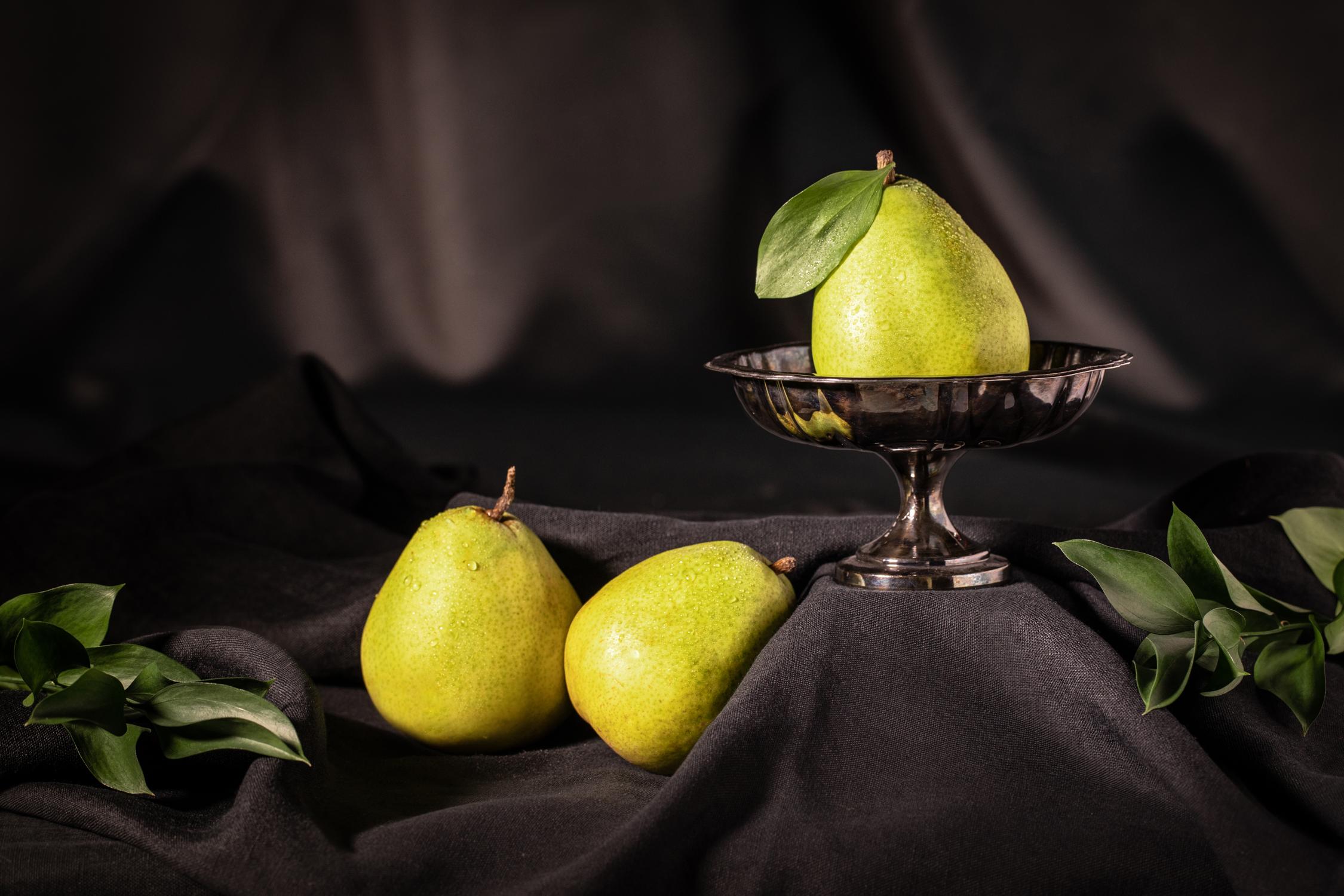 Holiday Pear Gift Box