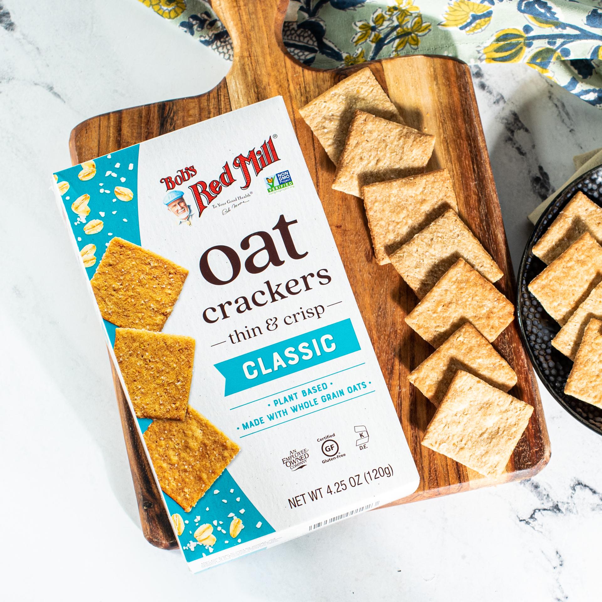 Bob's Red Mill Oat Crackers Classic