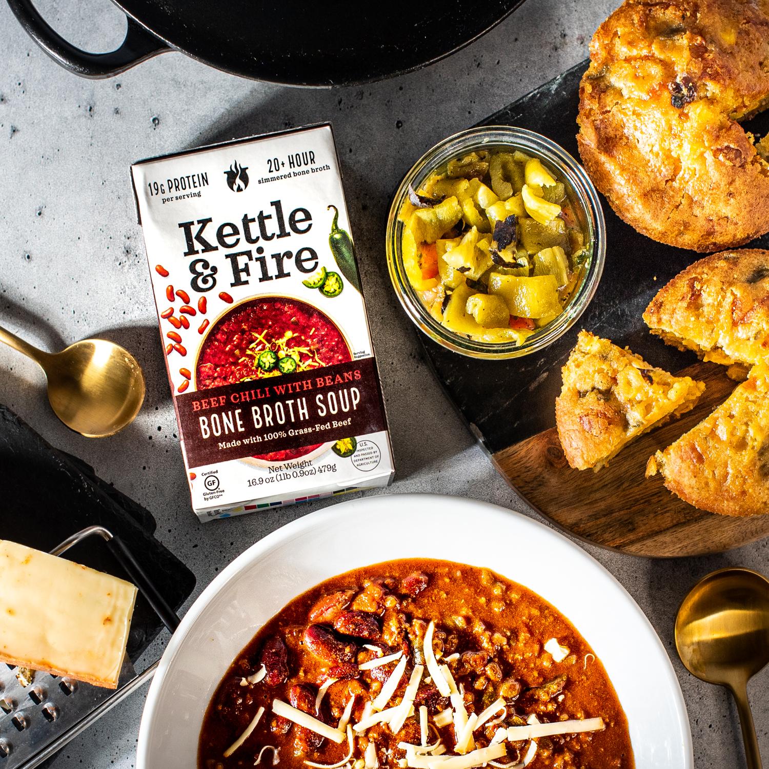 Grassfed chili with hatch chile cornbread