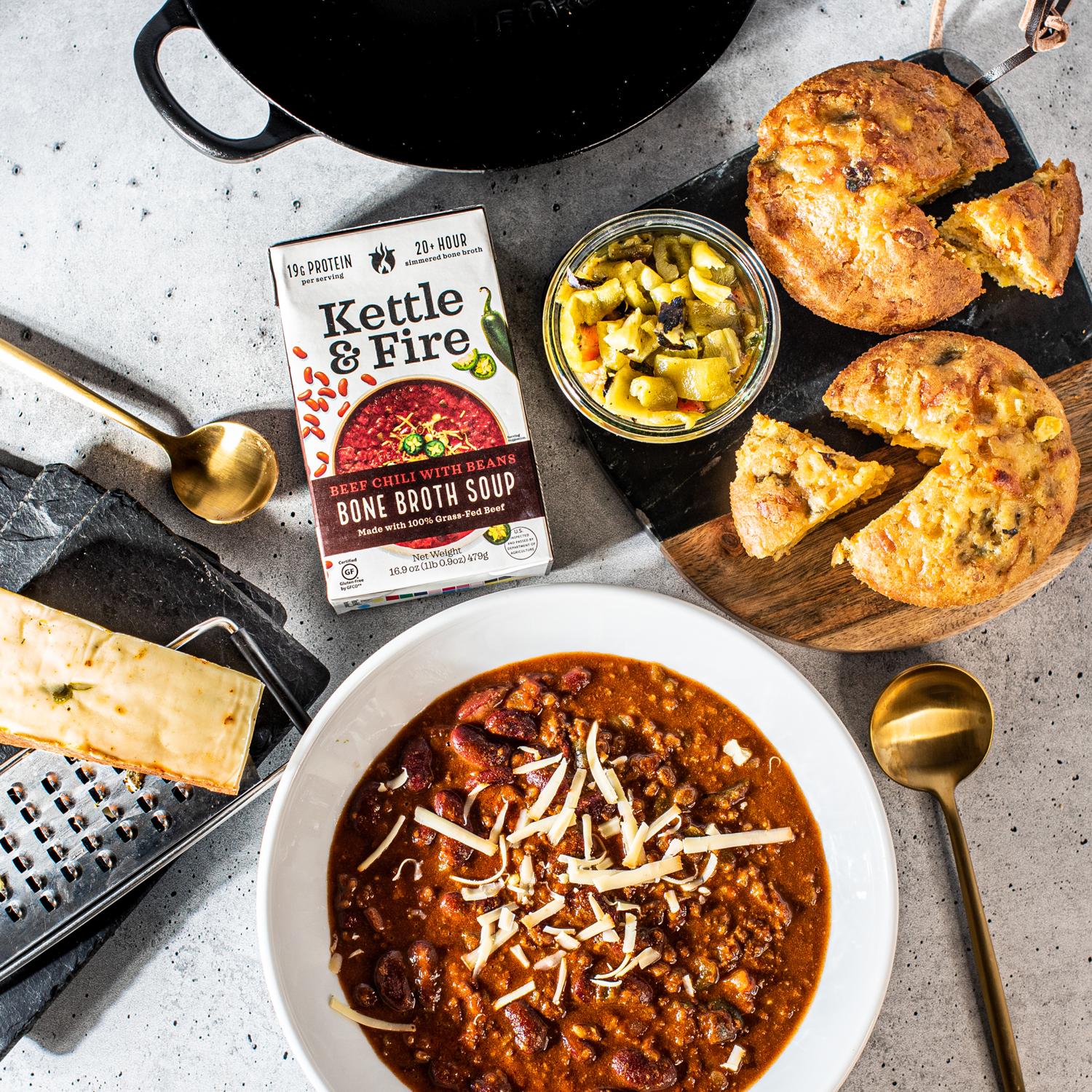 Grassfed chili with hatch chile cornbread