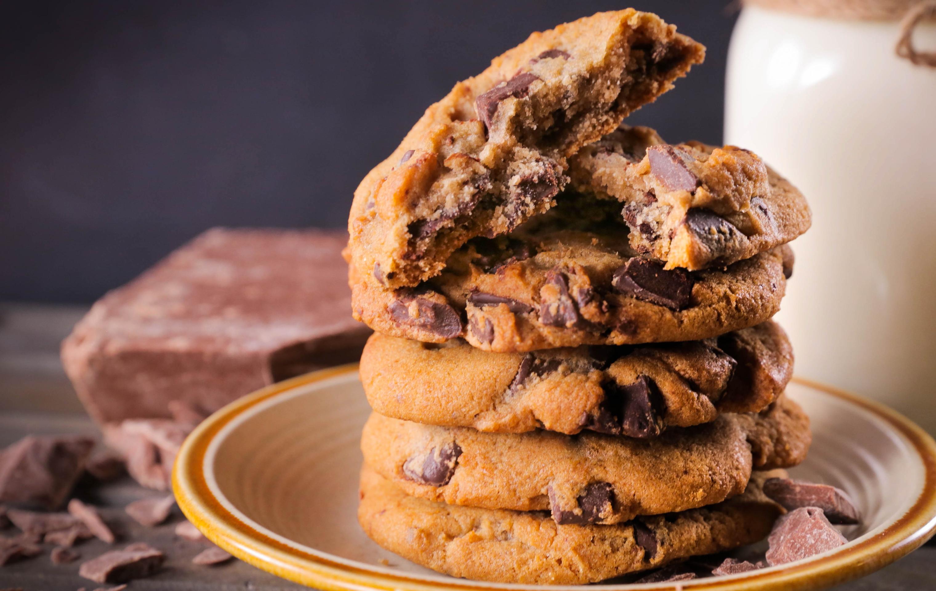 Dorothy Lane Market Gourmet Chocolate Chunk Cookies