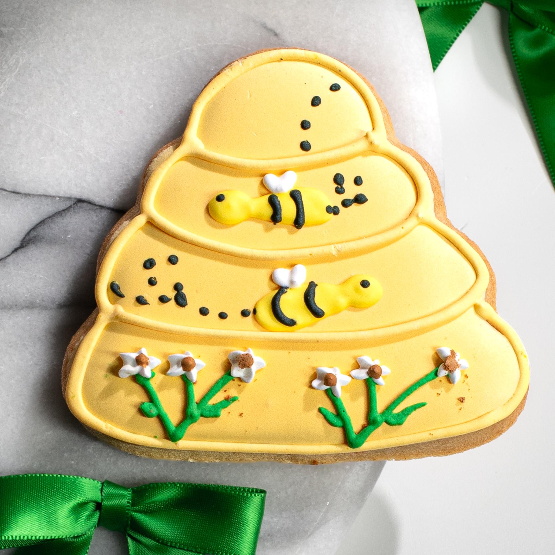 Frosted Baker Bee Hive Cookie