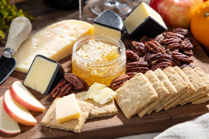 Premium Fruit & Cheese Gift Box - With Peaches!