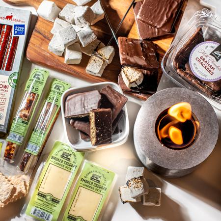 Gather around the campfire s'mores gift set