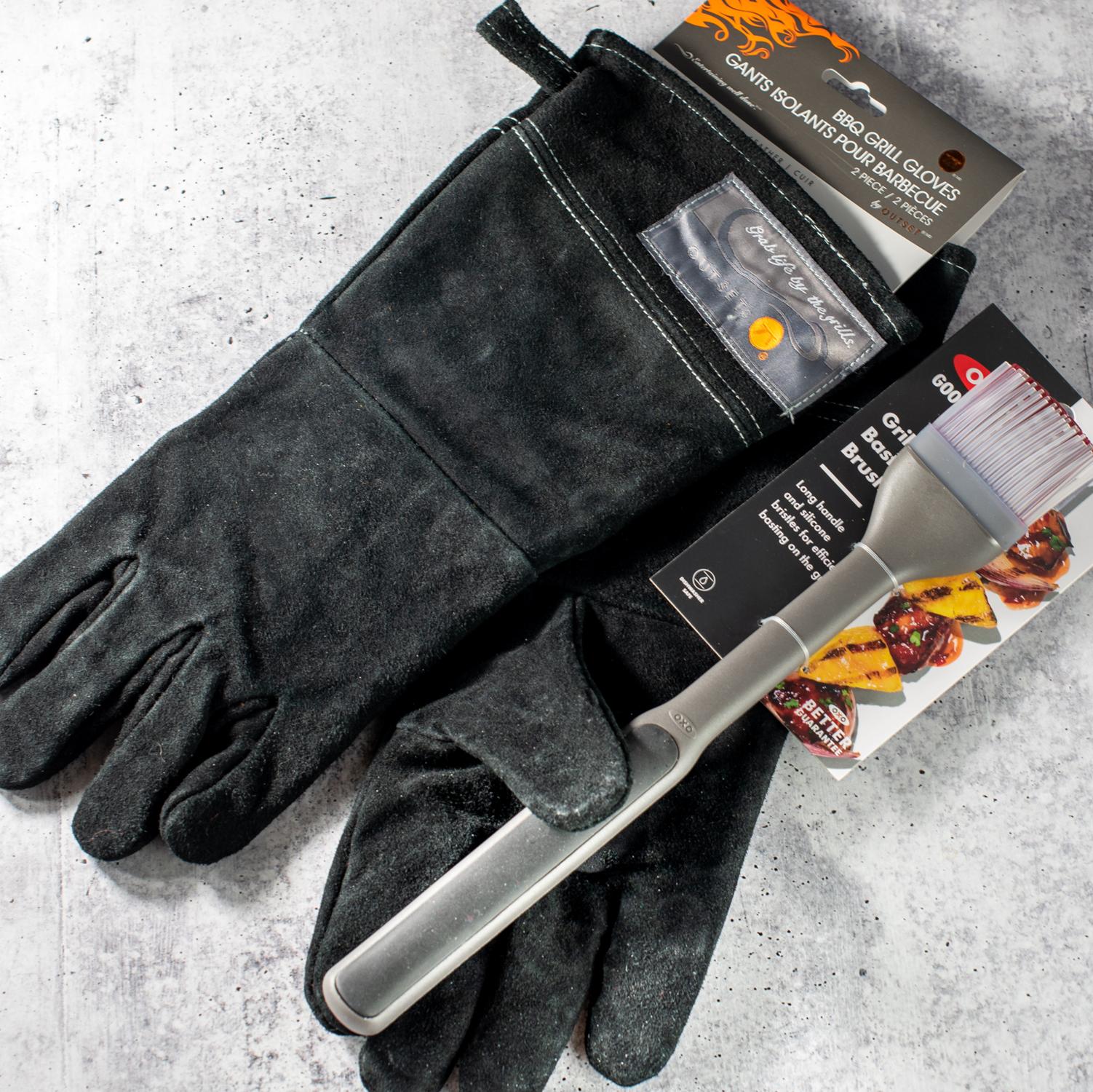 Suede Glove Set and Brush