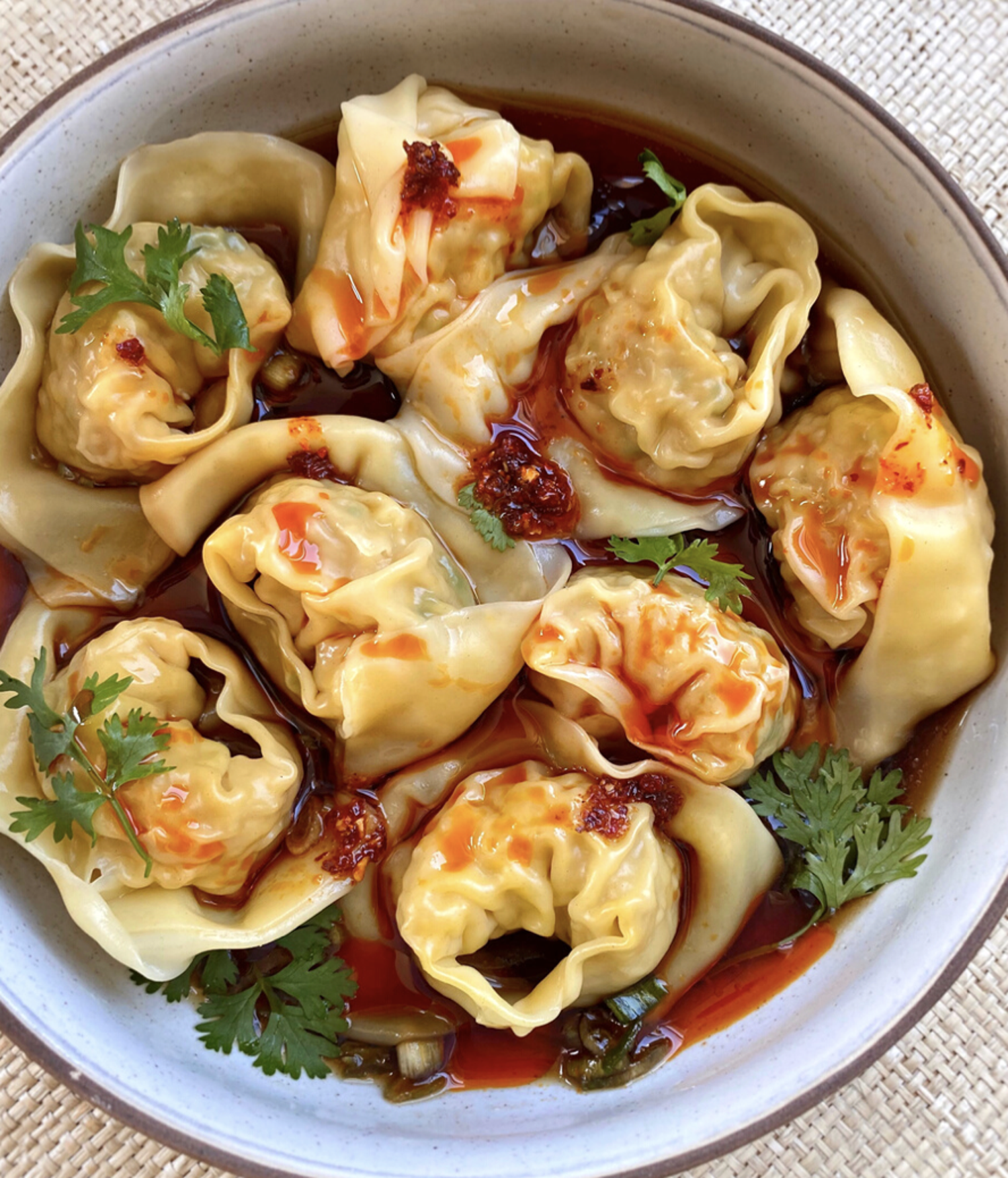 Yee Mama Wontons & Sauces