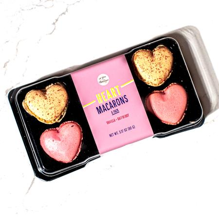 Le Chic Patissier Heart Macarons 6 Pack Vanilla and Raspberry