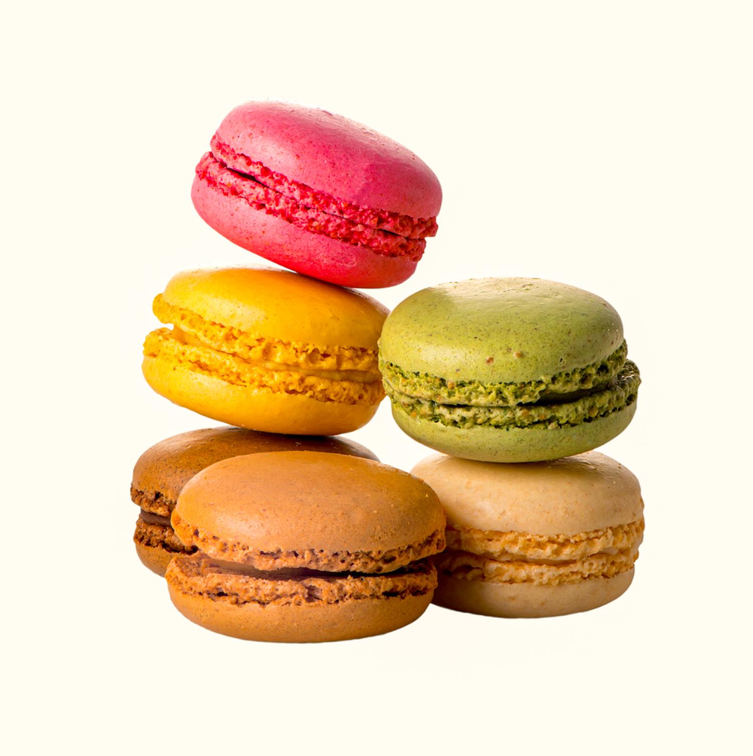 Le Chic Patissier Macarons 12 pack