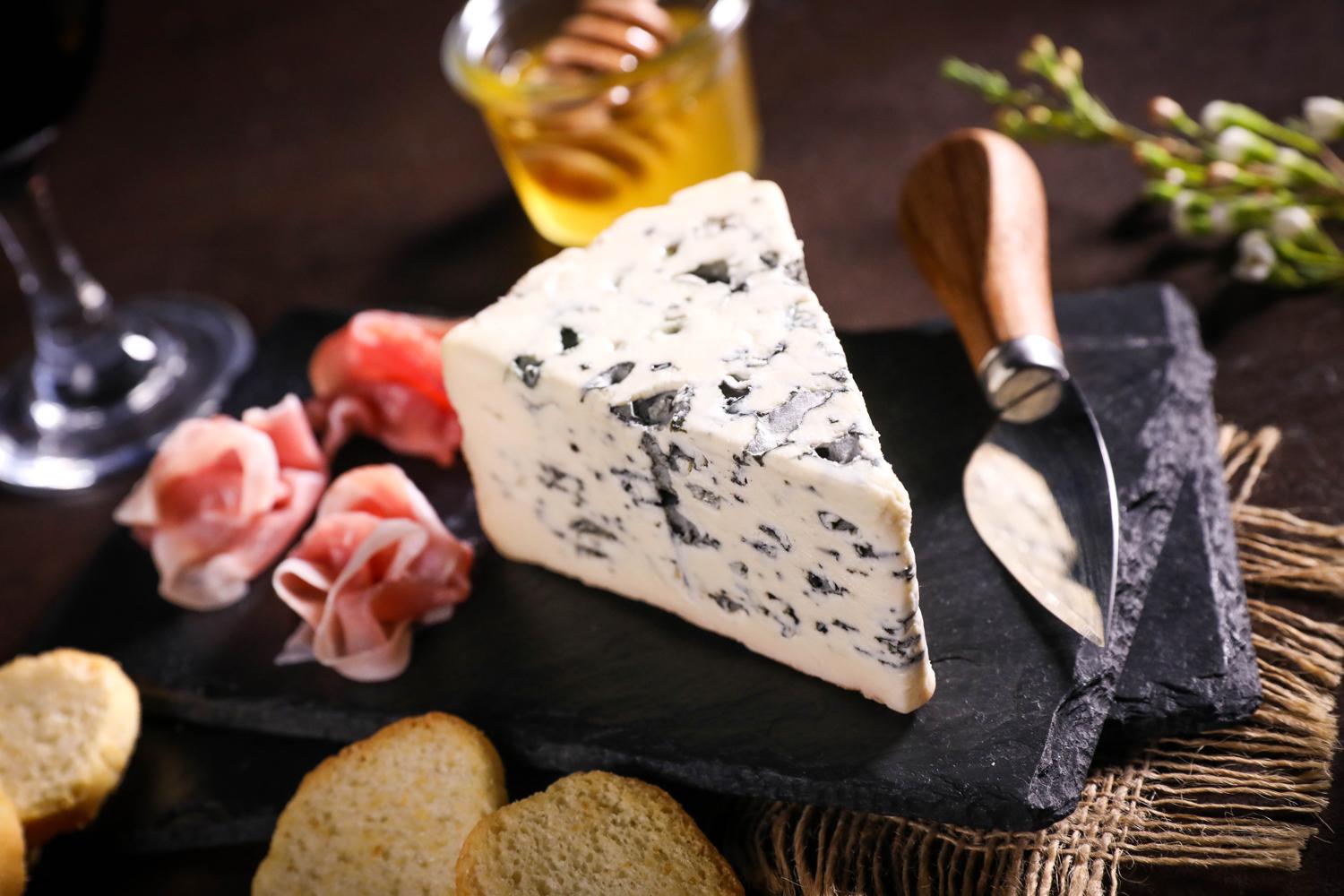 Le Papillon Blue Cheese