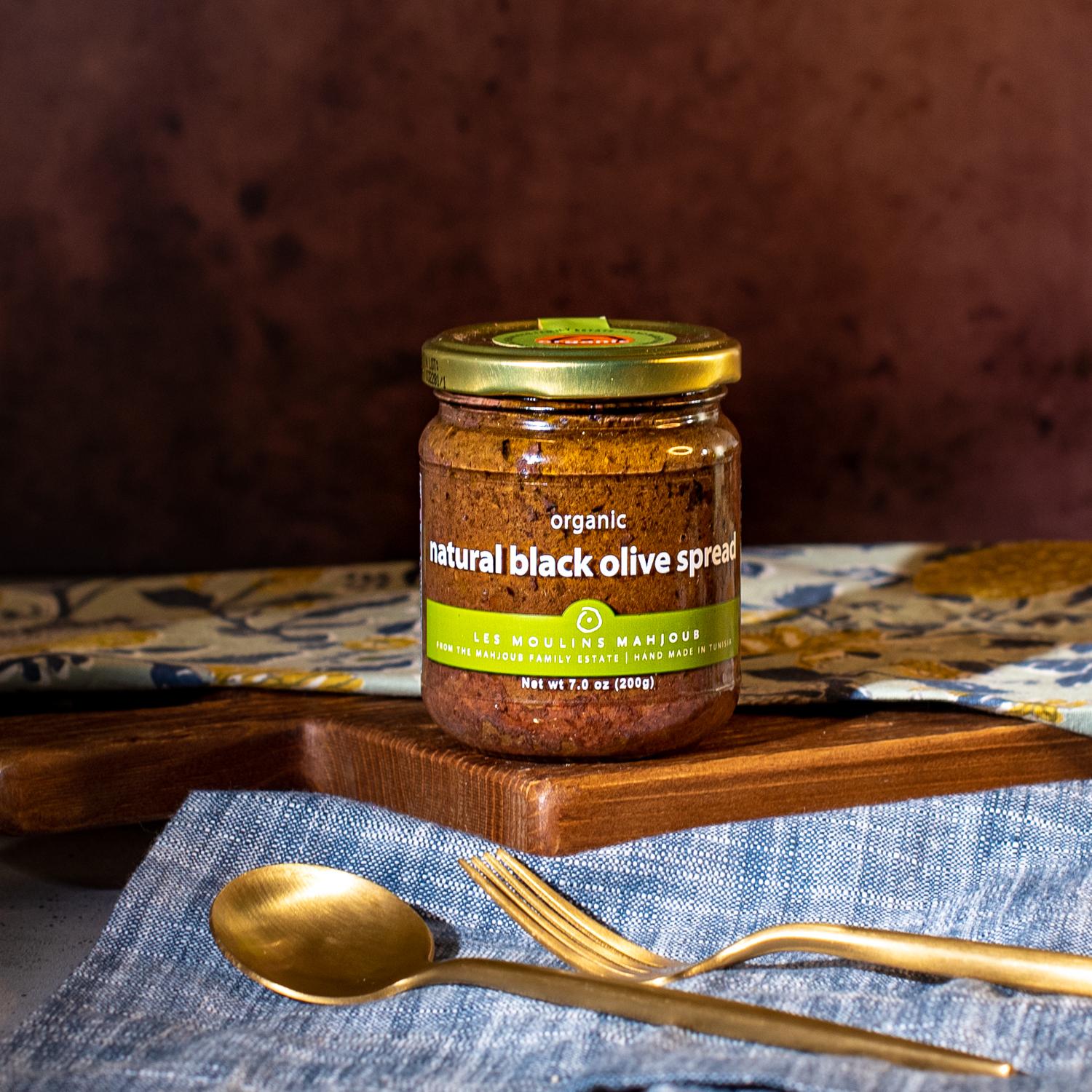 Les Moulin Mahjoub Organic natural black olive spread