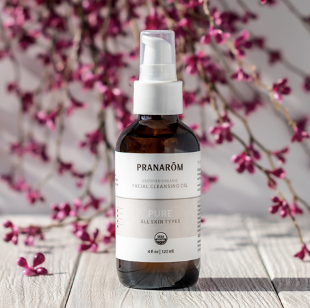 Pranarom Glow Radiant Skincare Kit