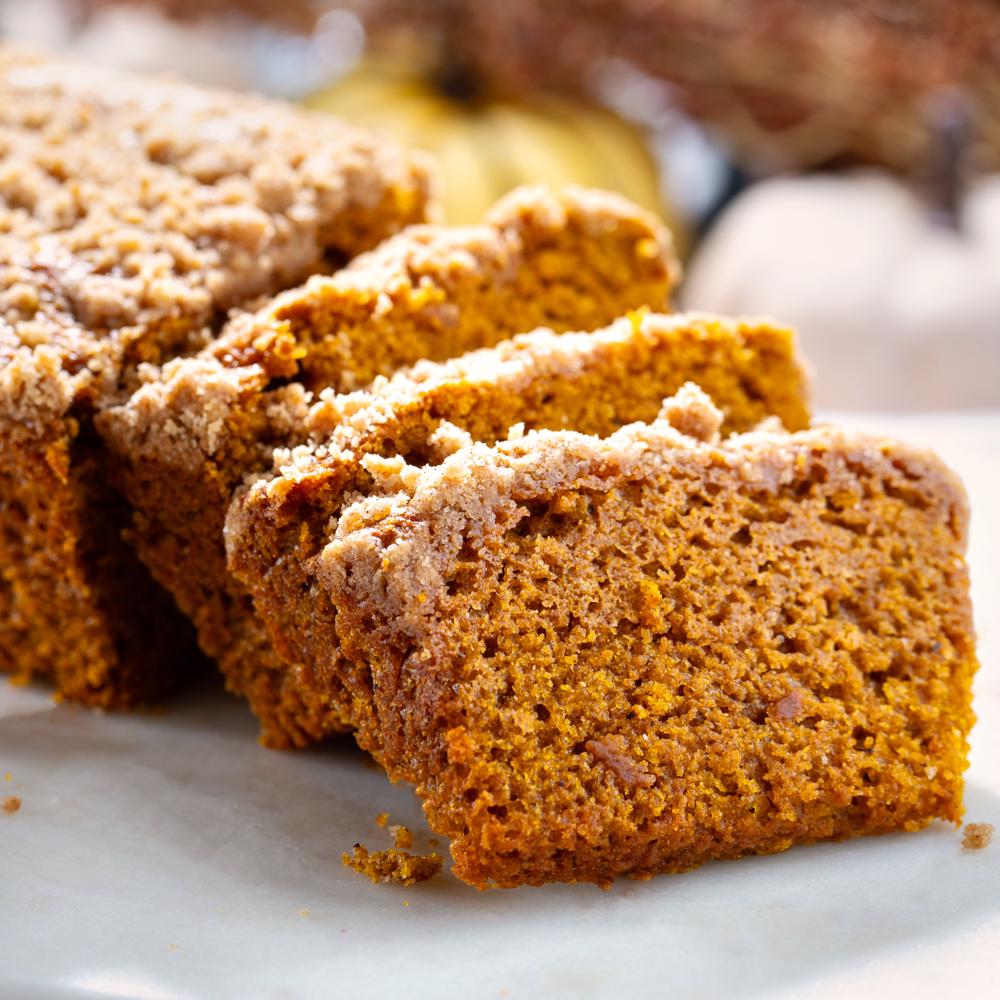 DLM Spiced Pumpkin Bread with Cinnamon Streusel | Fall Bakery