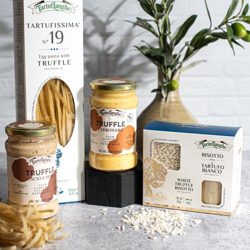 Tartuflanghe Truffle Gift set with egg pasta, truffle cacio e pepe and truffle carbonara and white truffle ristto kit
