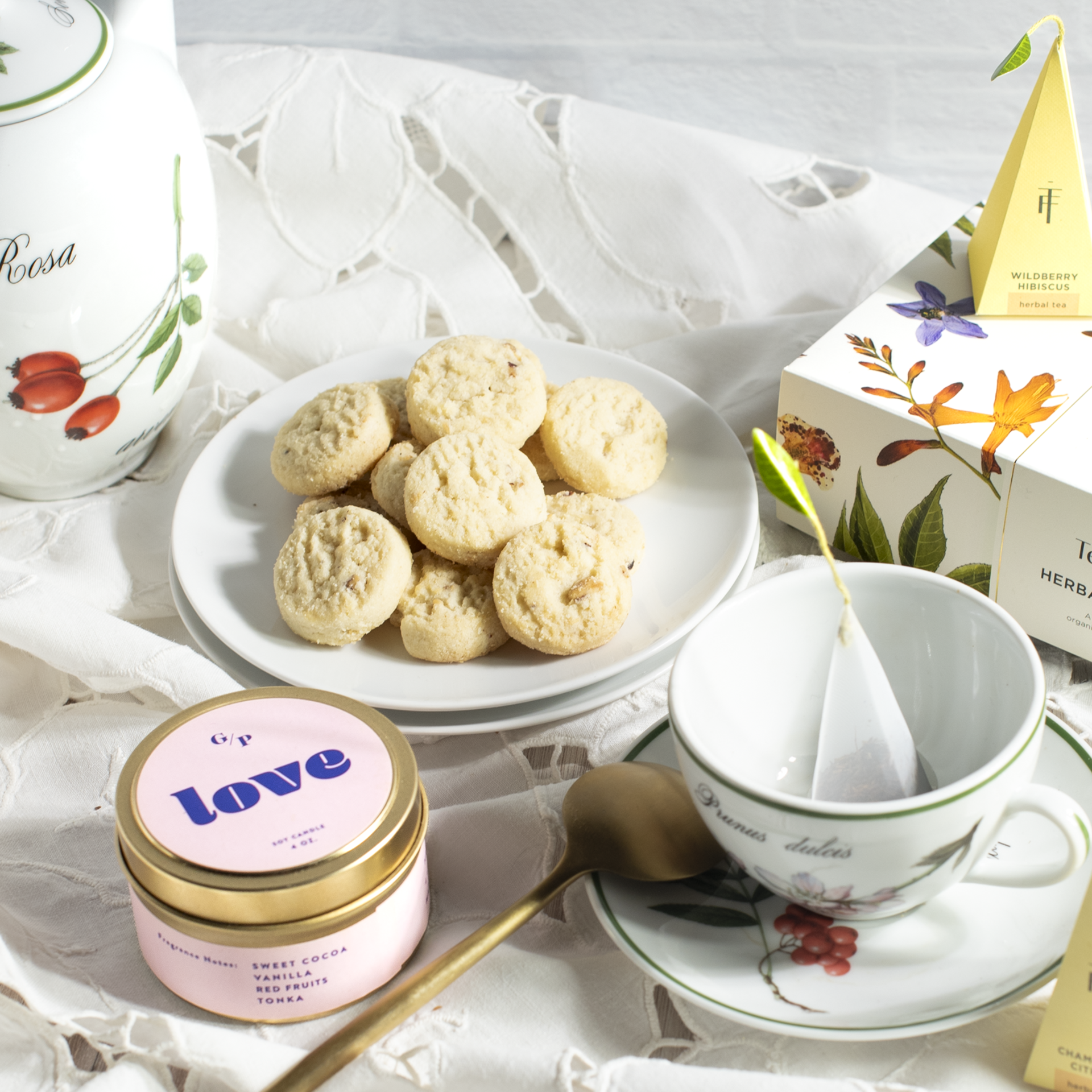 With Love Tea Set